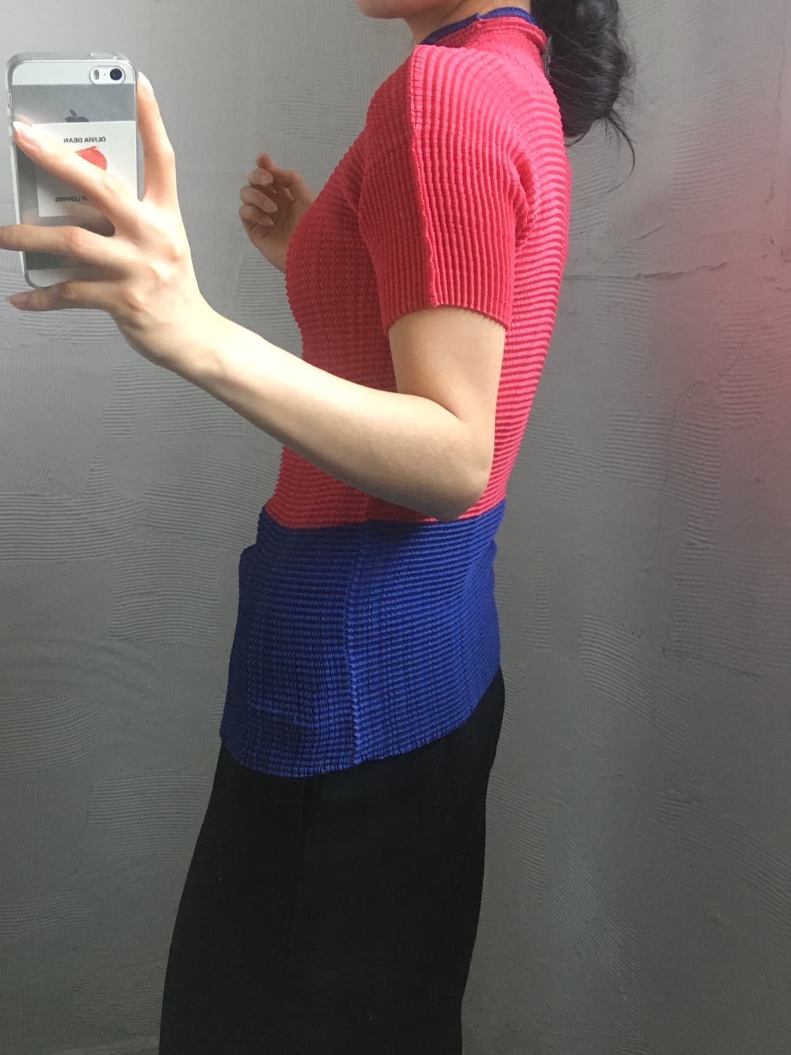 Issey Miyake 이세이미야케 화이트라벨 레드-블루 플리츠 탑 상품이미지3