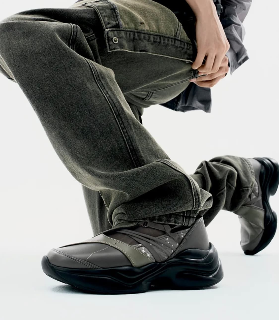 오호스 Strap Toe Sneakers 스트랩 토 스니커즈 신발 250 상품이미지1