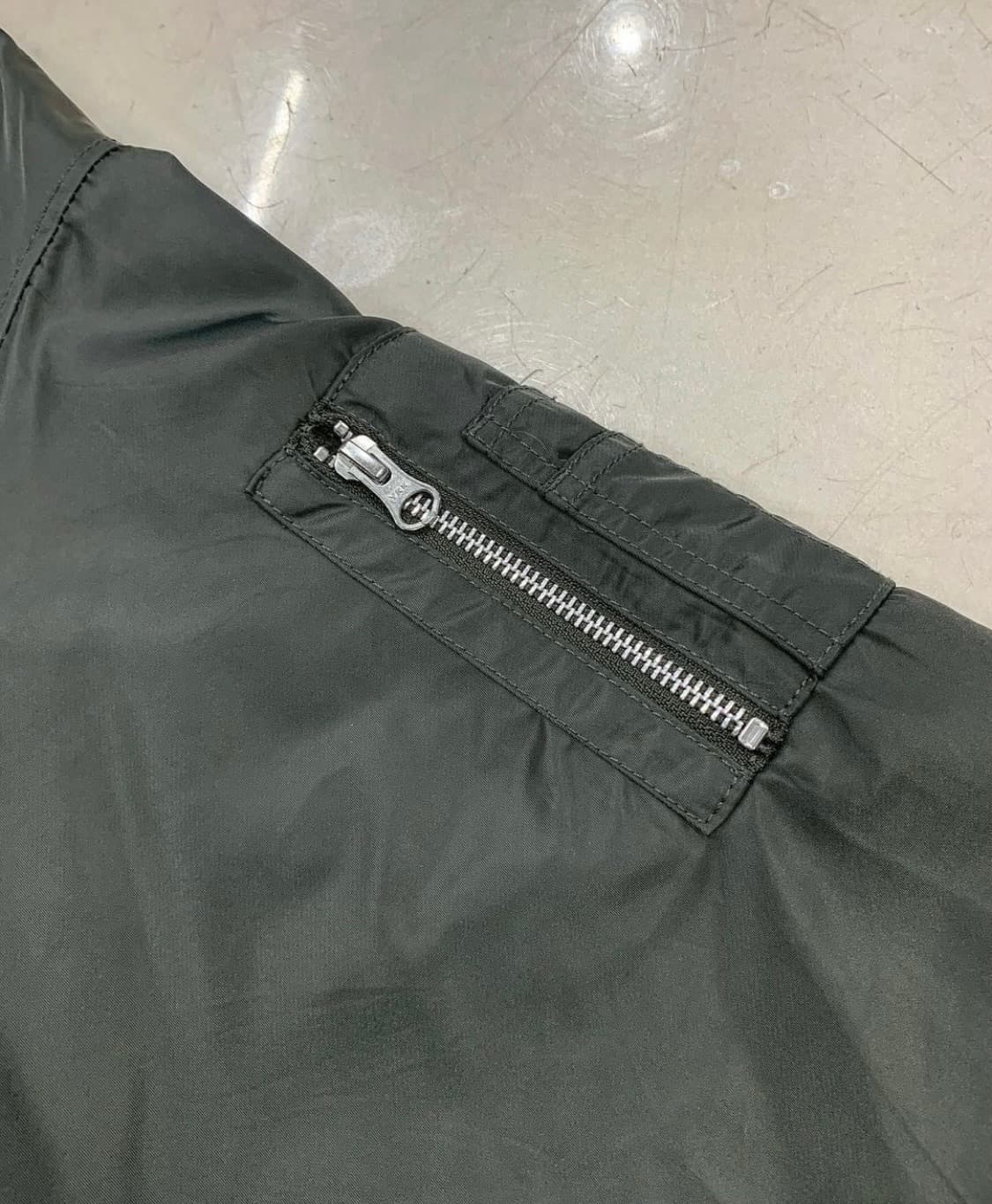 Sorona 나일론 사이드 지퍼 디테일 ma-1 재킷 상품이미지5