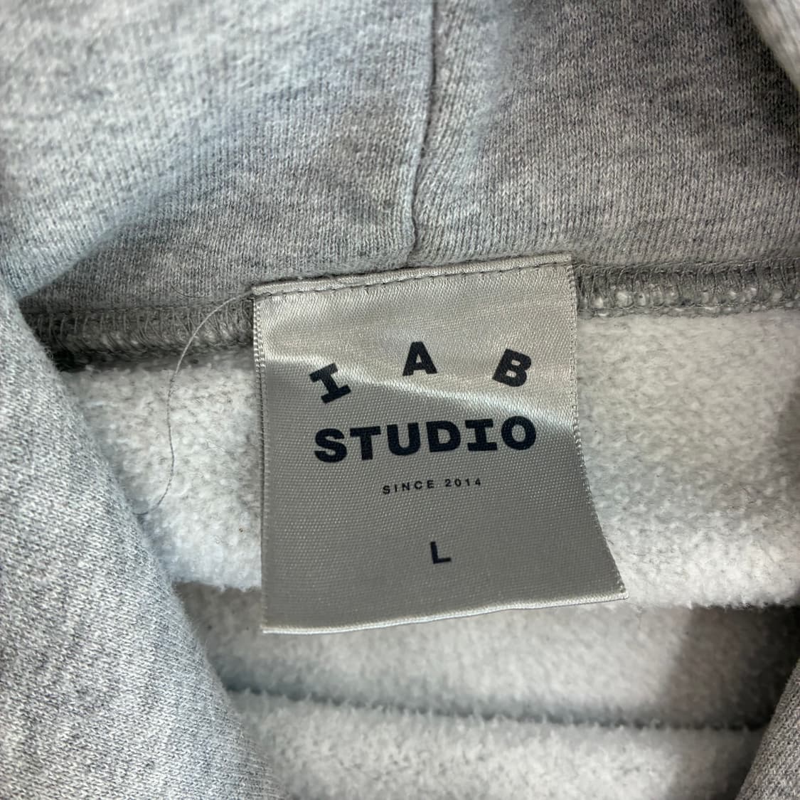 IAB STUDIOS 아이앱 스튜디오 현대 모비 후드티 상품이미지7