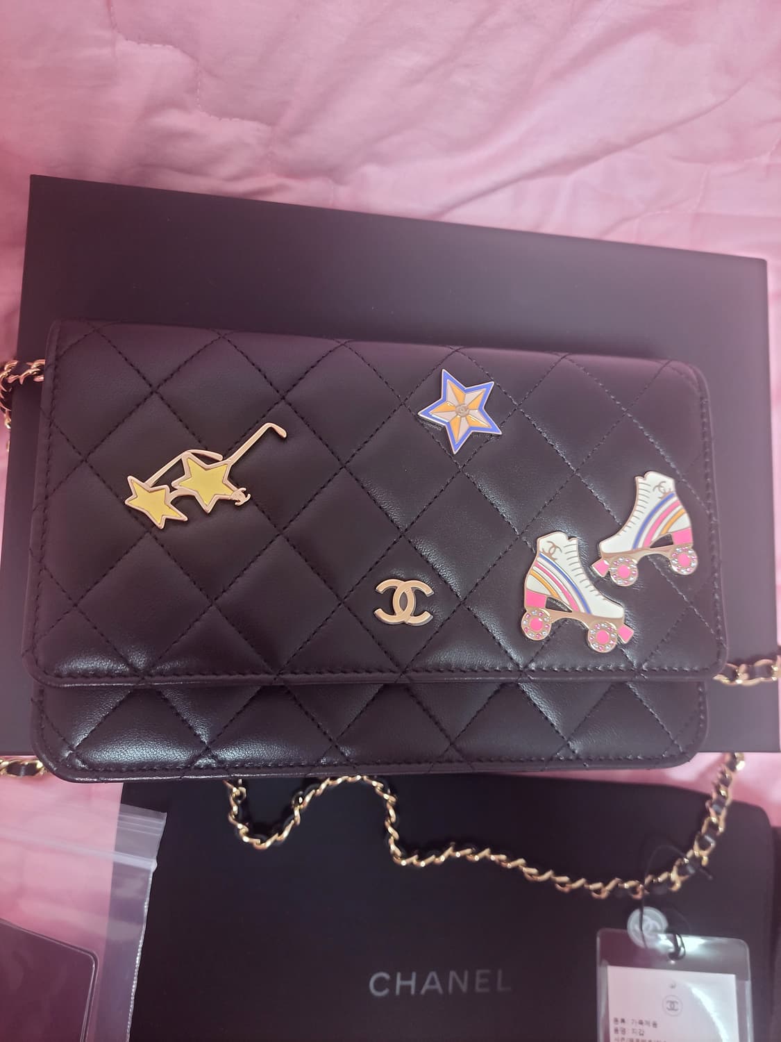 정품)급처미사용새상품!샤넬 참장식 신형 내장칩 WOC 공주가방 크로스백 상품이미지4