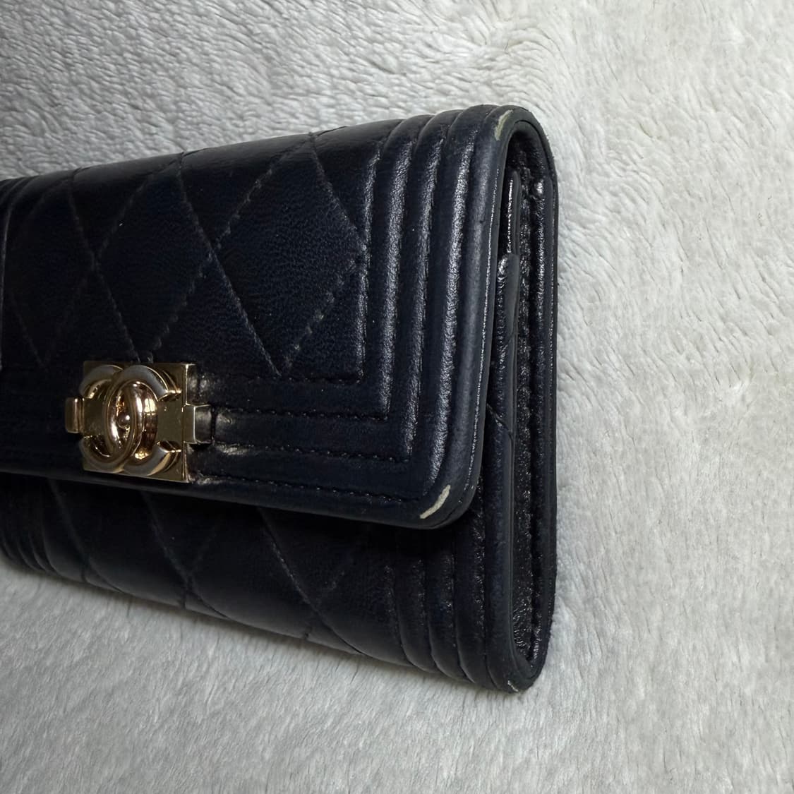 샤넬 보이샤넬 금장 램스킨 카드지갑 상품이미지4