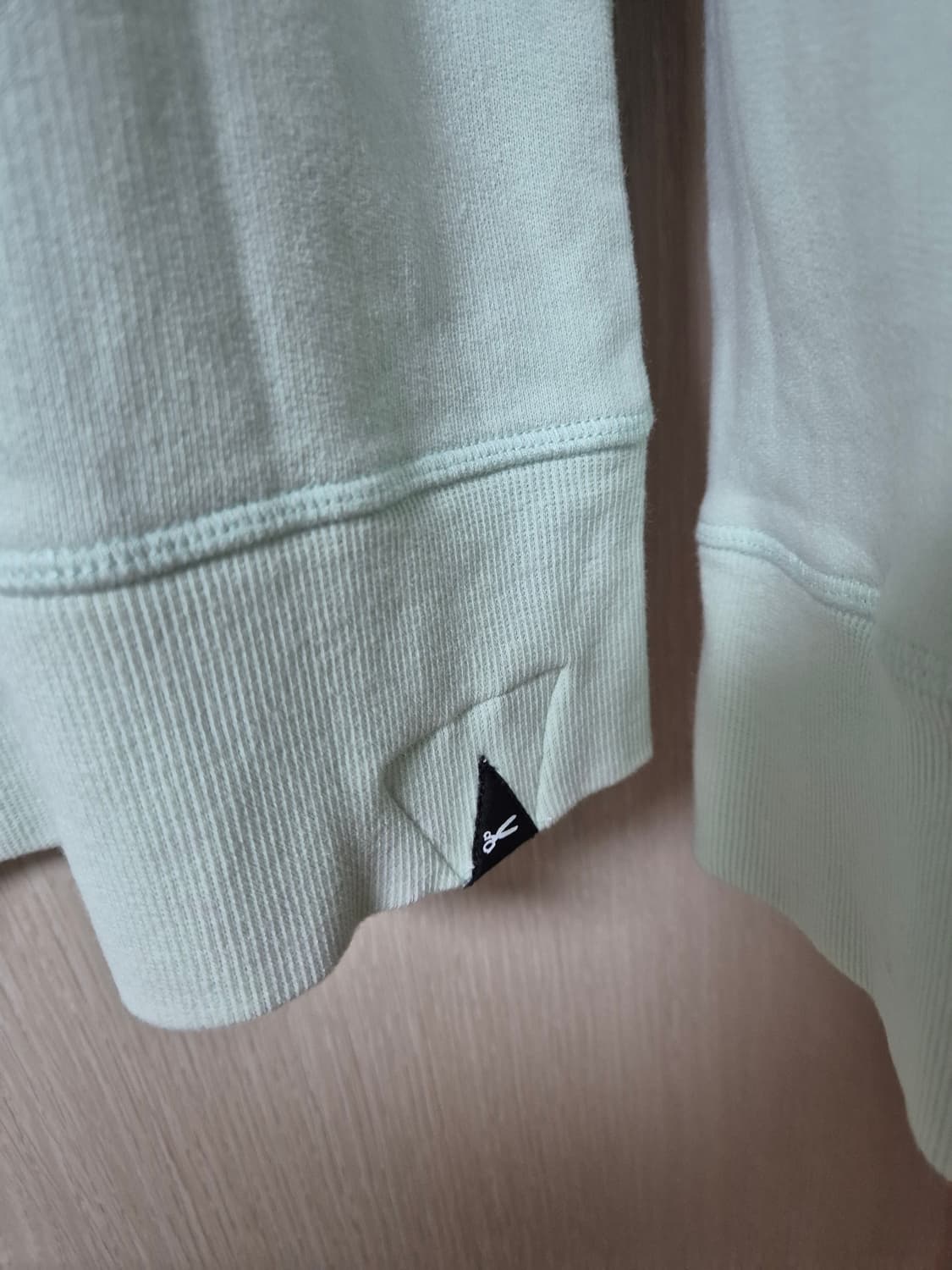 (새제품) DENHAM 덴함 포켓 맨투맨 민트 스웻셔츠 라지 상품이미지7