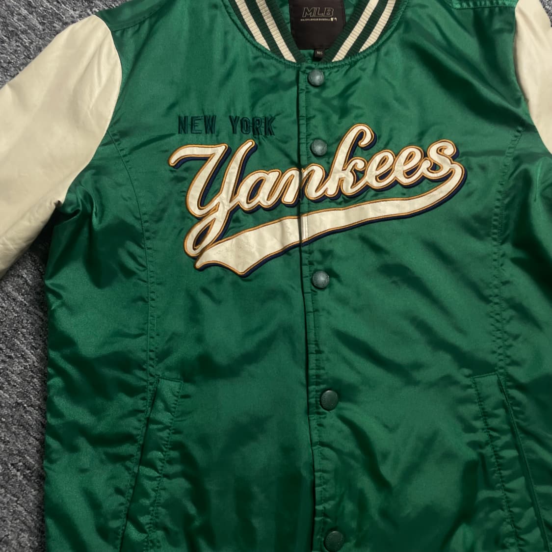 MLB 뉴욕 양키스 빅로고 새틴 바시티 자켓o 2040 상품이미지4