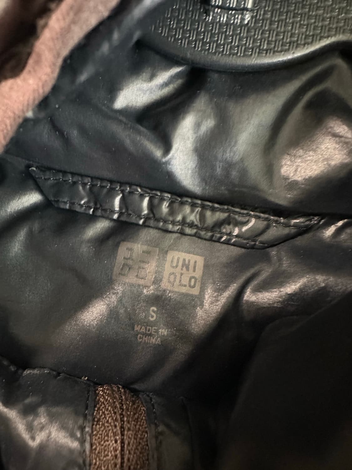 유니클로 브라운 경량패딩 상품이미지2