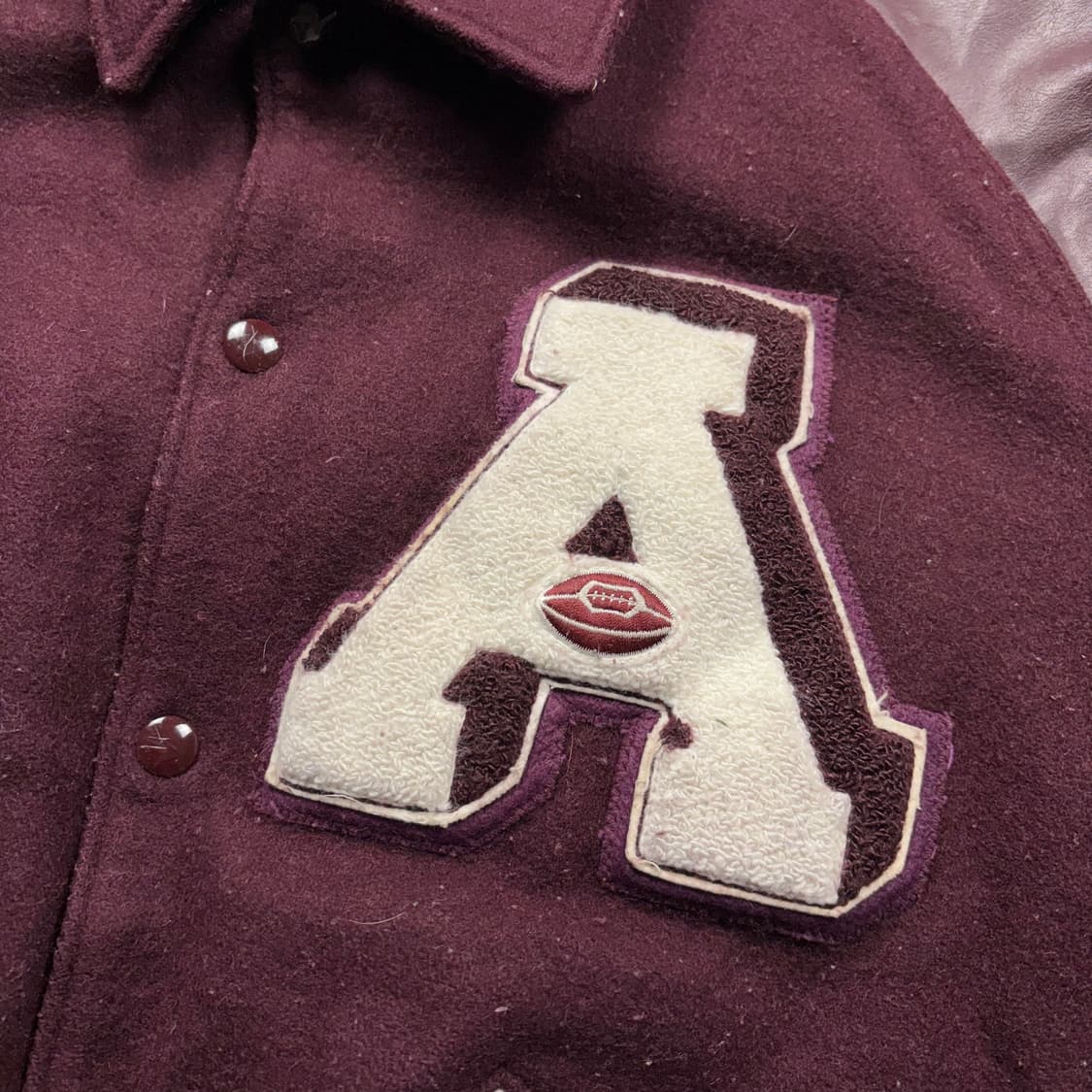 Usa Neff 리얼레더 버건디 풋볼 바시티 자켓 상품이미지3