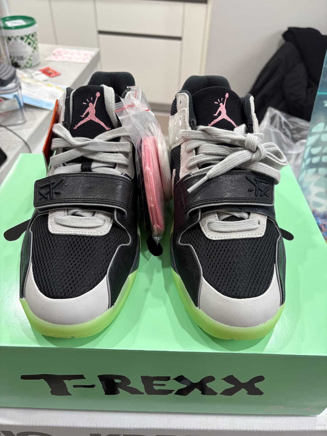 나이키 티렉스 스캇 체이스비 점프맨 잭 280 상품이미지6