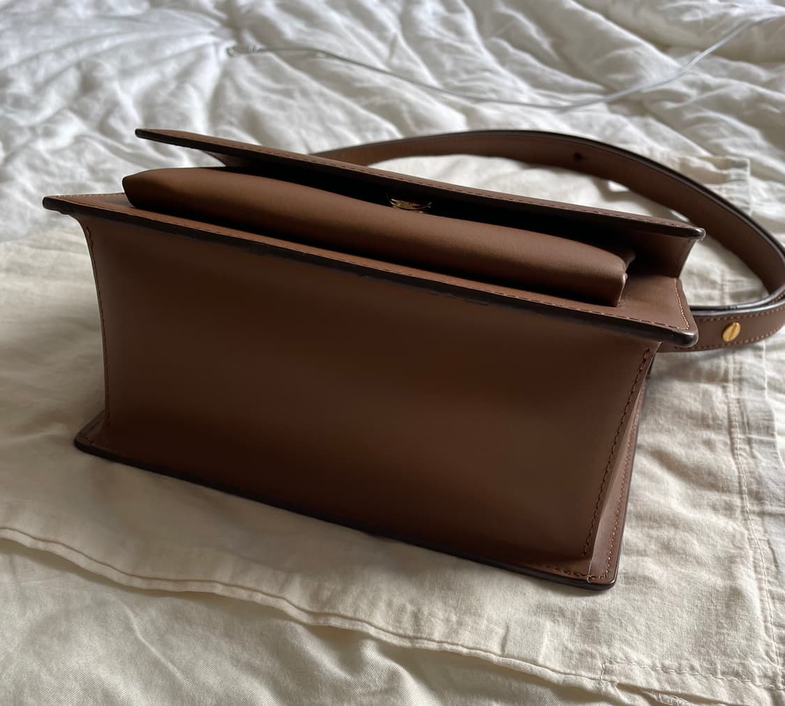 드메리엘 정품 클래식백 탄브라운 숄더백 크로스백 멀티탠브라운가방 소가죽 상품이미지4