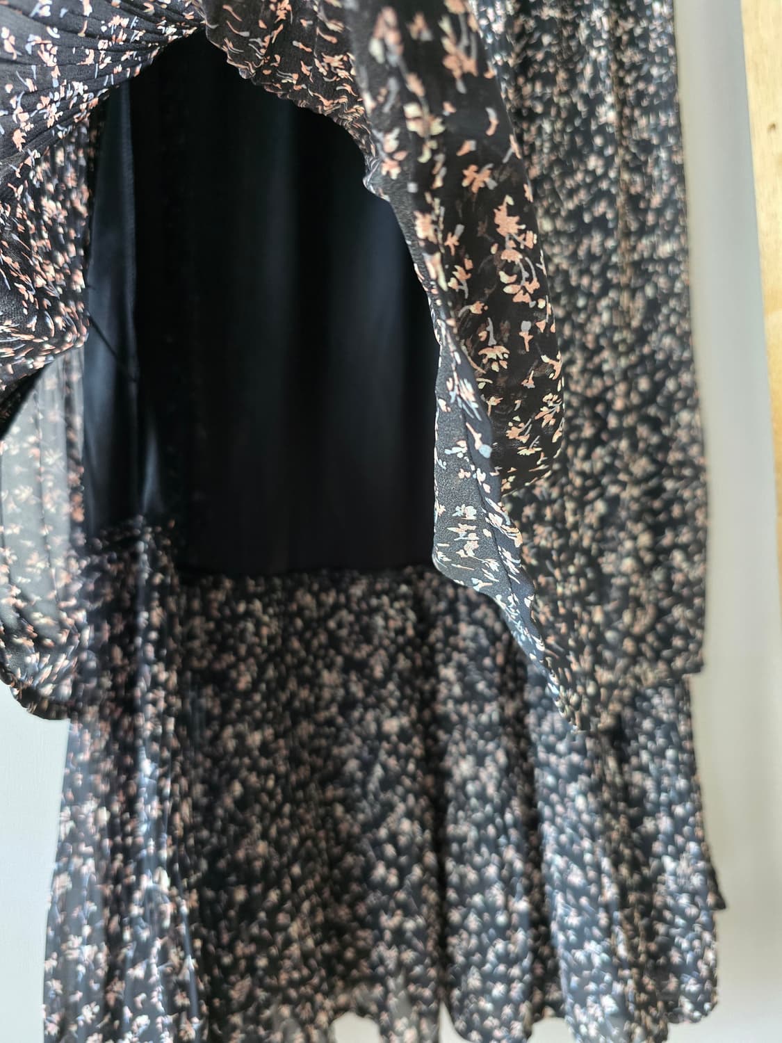 HK WORKS LONDON 플라워 티어드 플리츠 롱스커트 상품이미지4