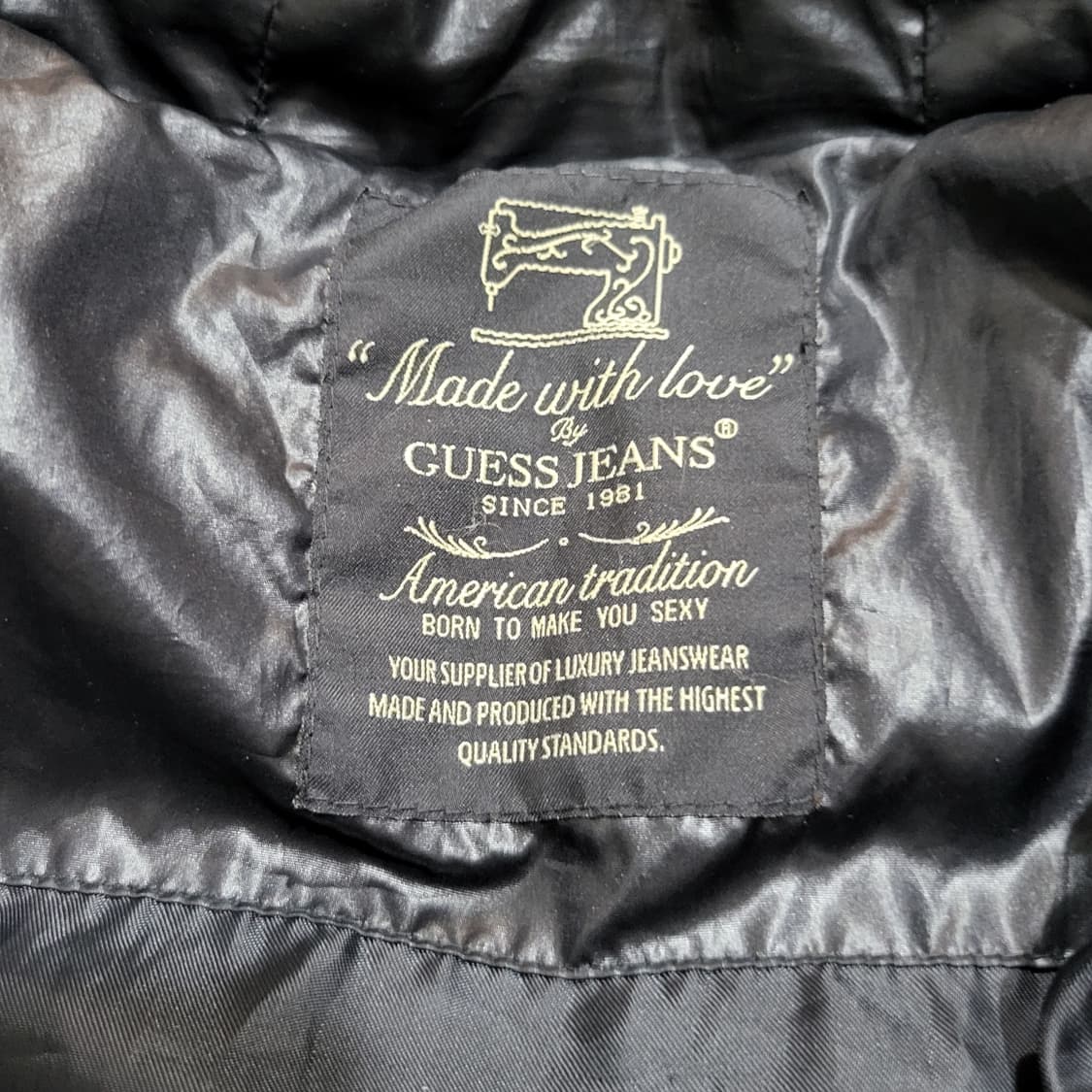 GUESS 게스 덕다운 패딩 블랙 (XL/100) 상품이미지4