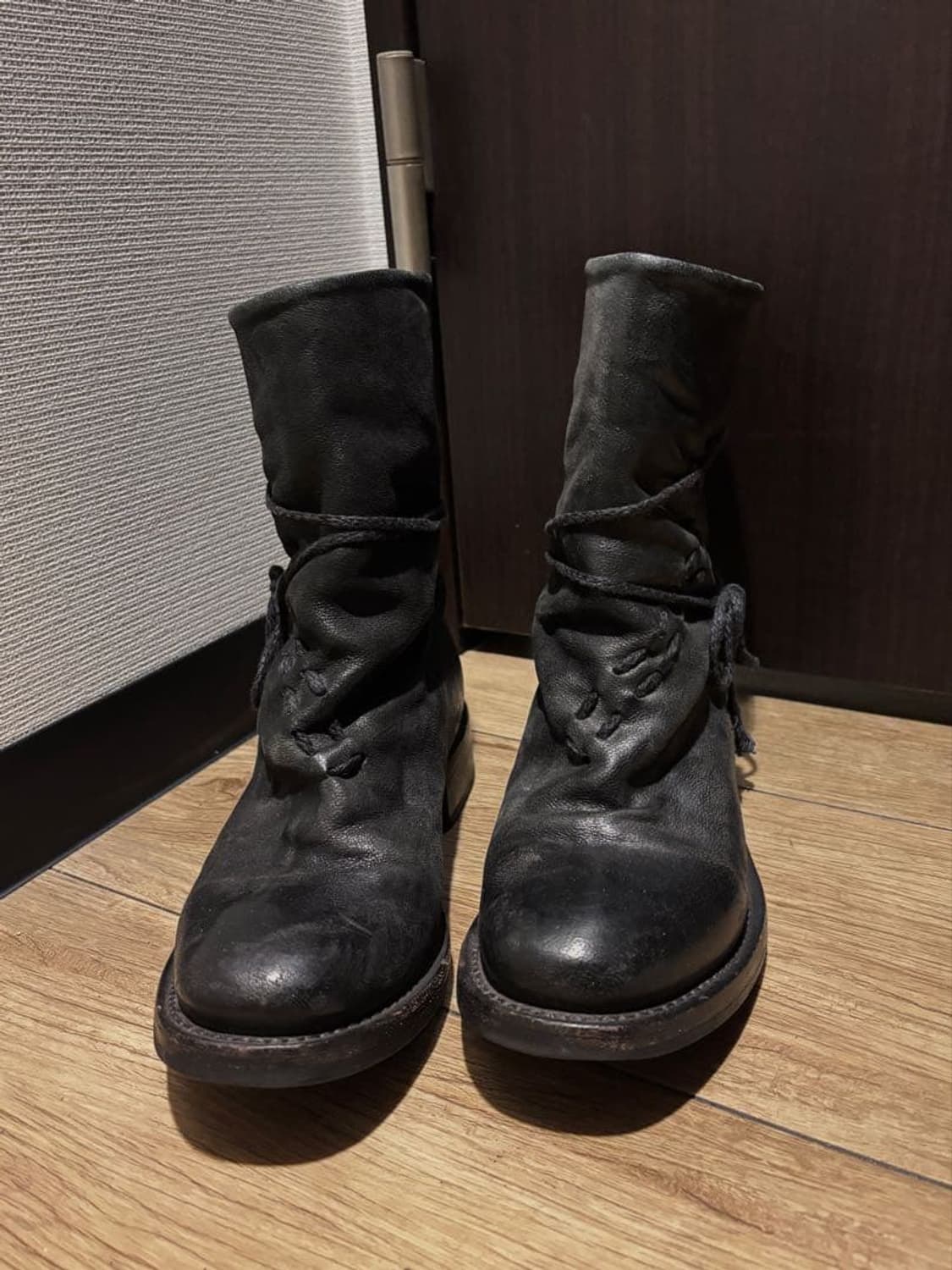 요지야마모토 X 셰레비키오비키 호스 레더 레이스업 부츠 블랙 상품이미지3