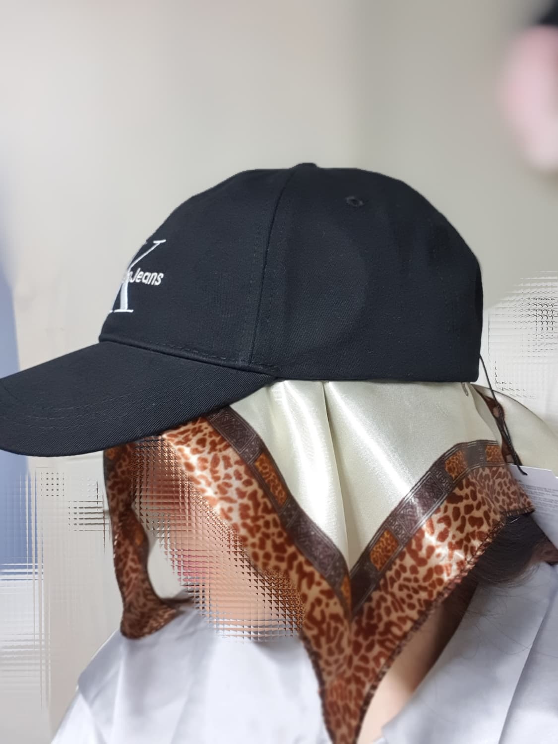 블랙 캘빈클라인 로고 레터링 볼캡 모자 상품이미지10