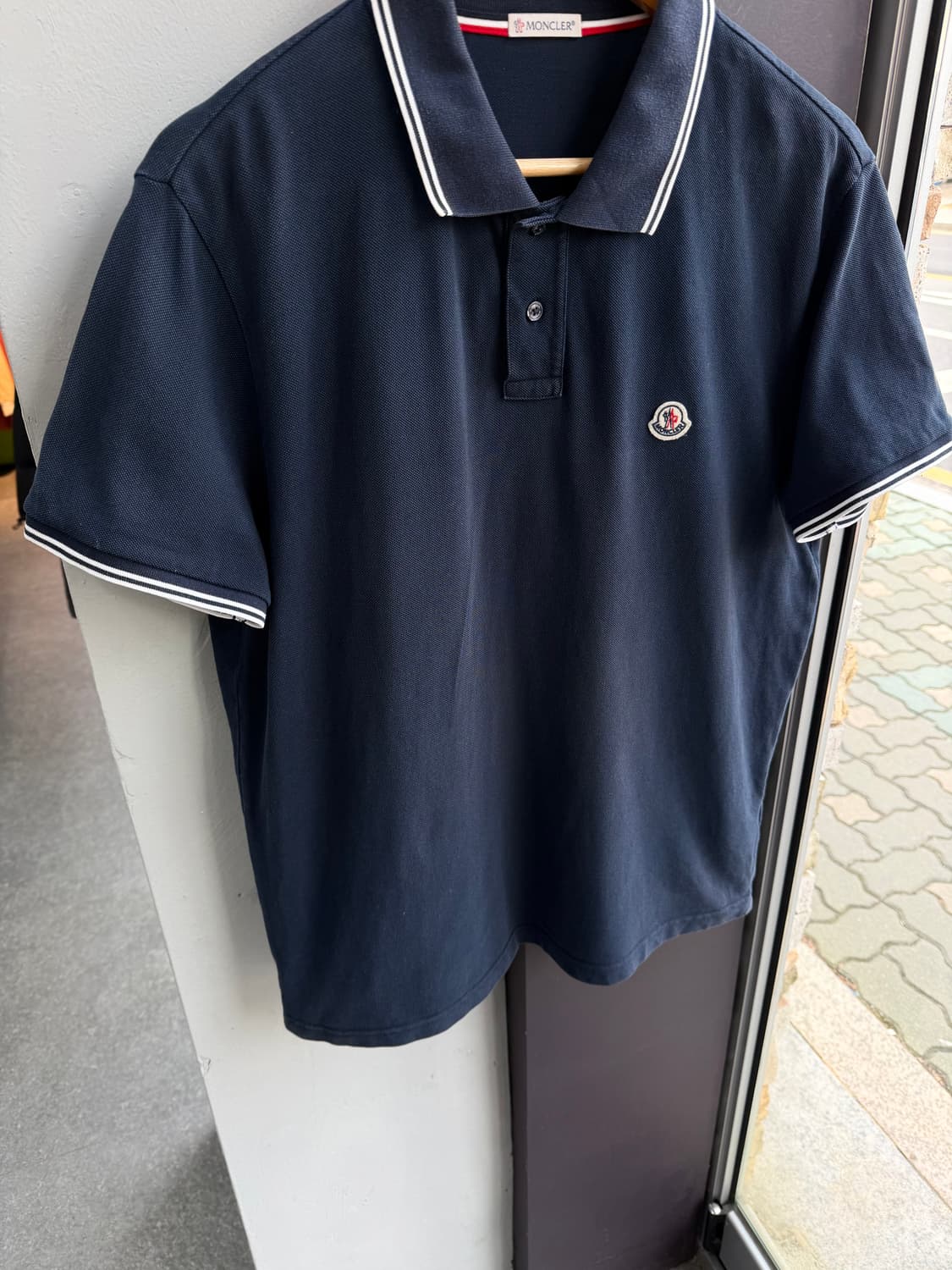 XL/ 몽클레어 에센셜 와펜 패치 PK 반팔 상품이미지5