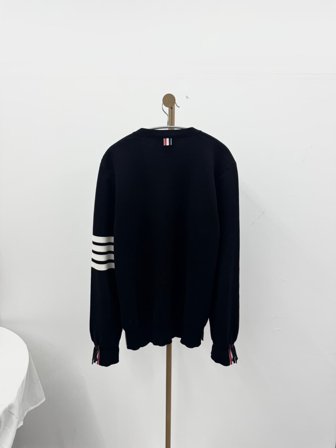 [3] 톰브라운 밀라노스티치 가디건 블랙 3 size 상품이미지2