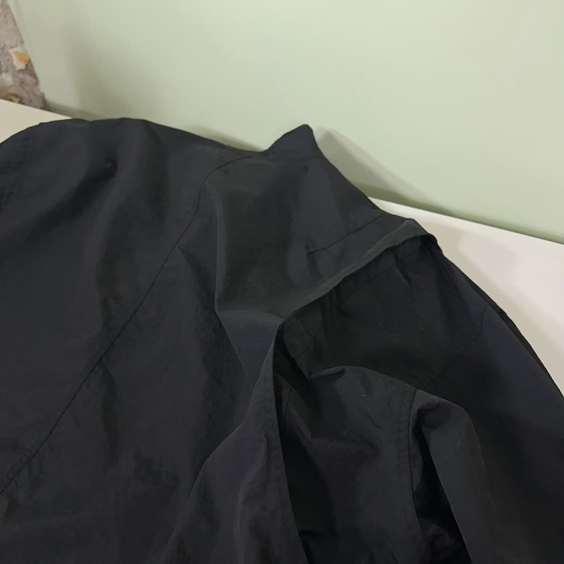 OS 루어스 LOUS 오버핏 밑단스트링 오버핏 나일론자켓 상품이미지6