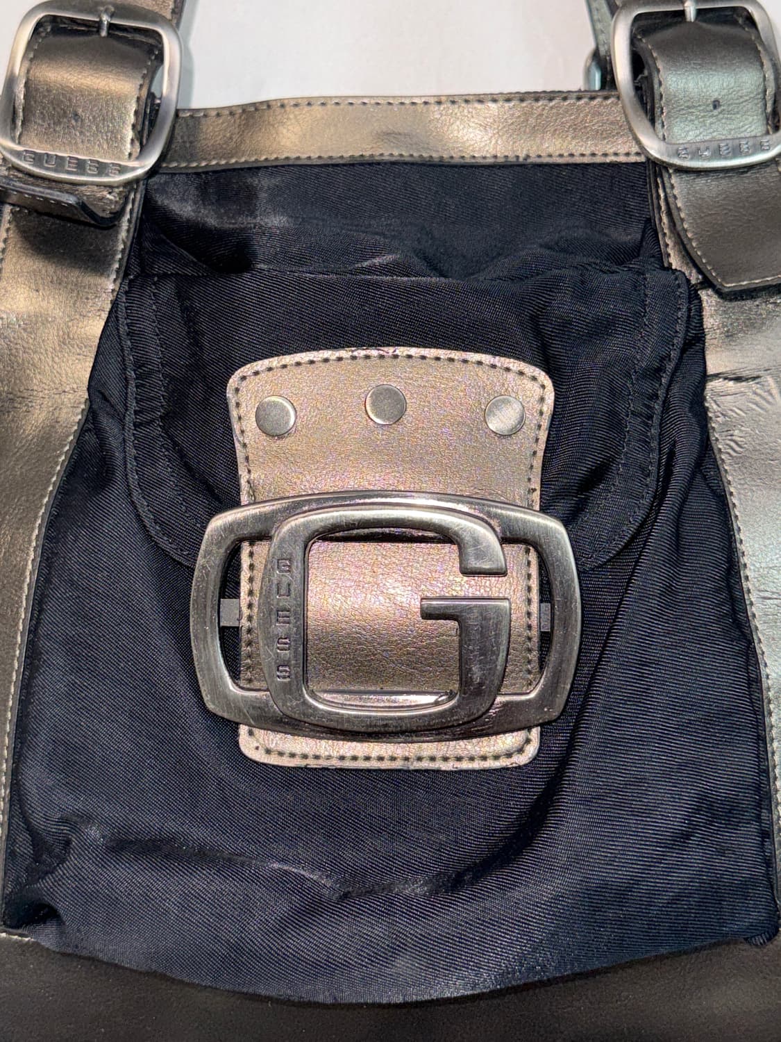 Guess black silver buckled tote bag 상품이미지3