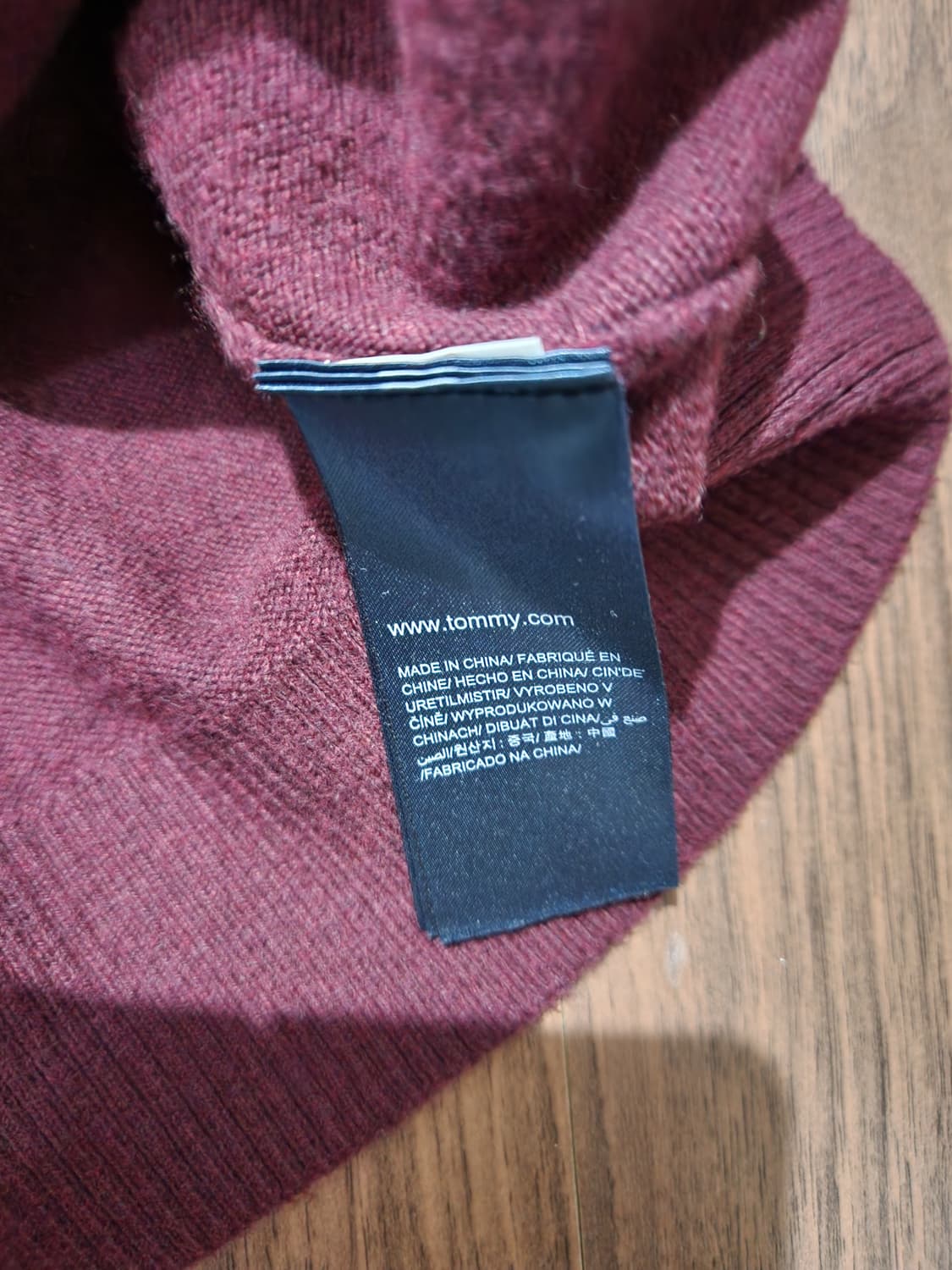 타미힐피거 브이넥 니트M 상품이미지4