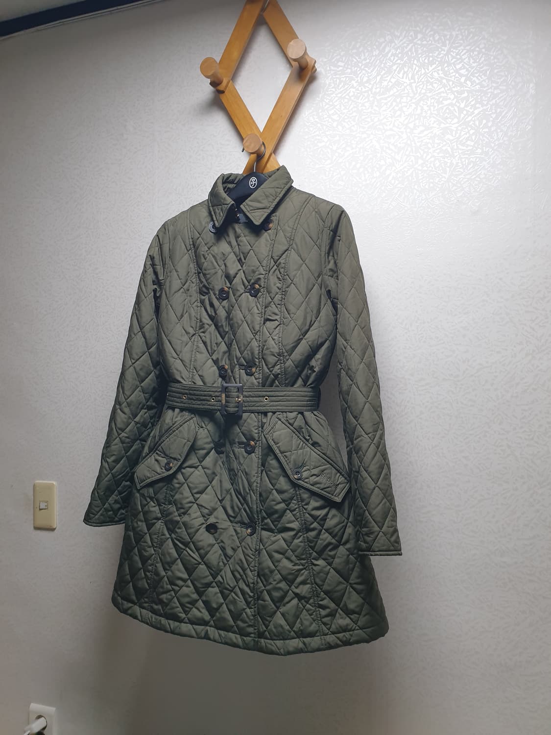 [uk12/66] 바버 벨트 롱퀼팅 카키 상품이미지3