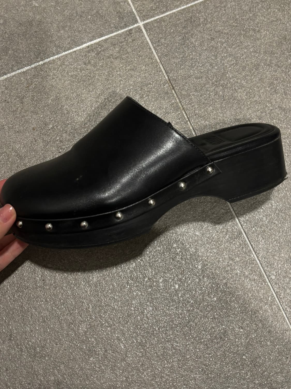 자라 스터드 클로그 뮬 230 상품이미지1