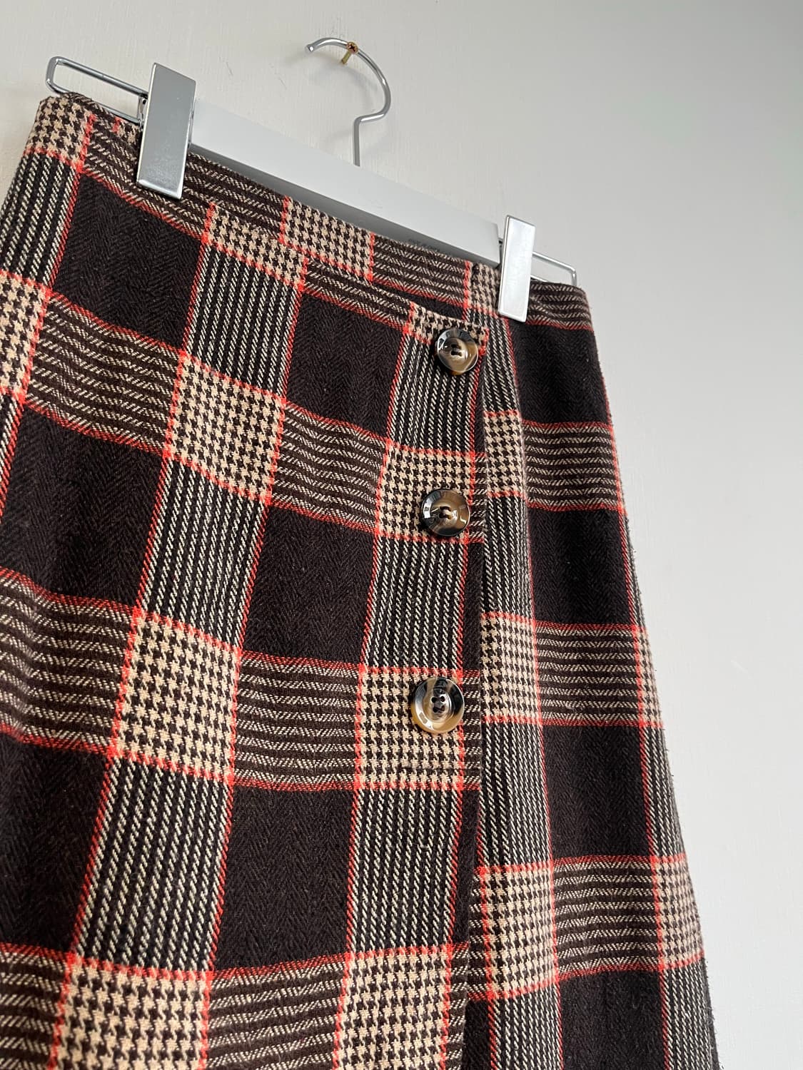 브라운 체크 랩 스커트 상품이미지2