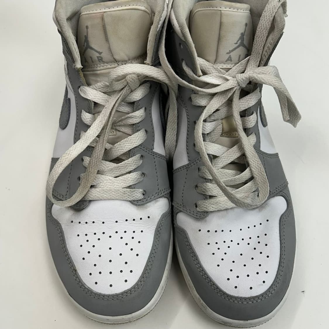 나이키 에어조던 1 미드 울프 그레이 스니커즈 250 상품이미지4
