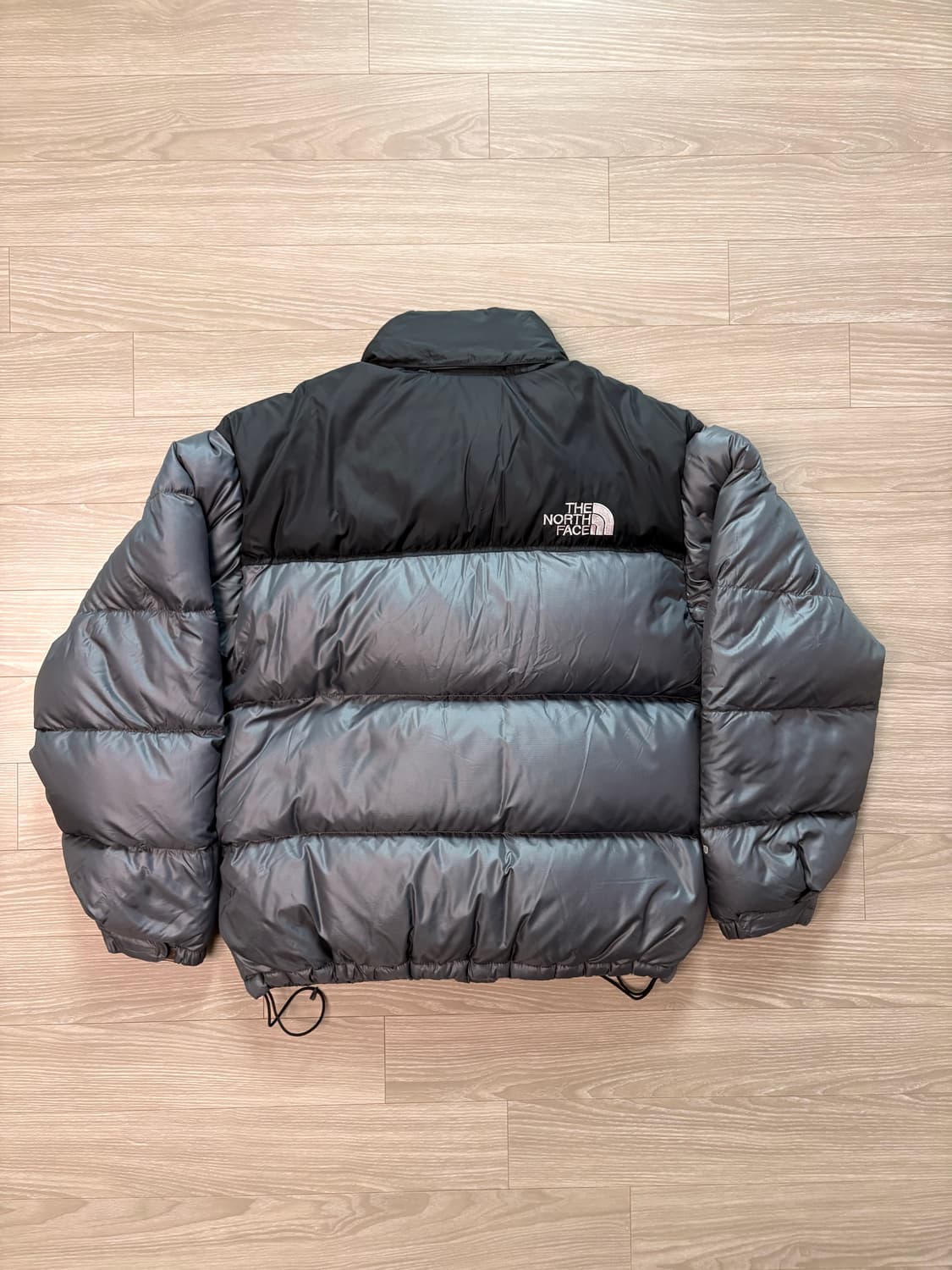 (95,수수료포함)노스페이스 700 눕시 패딩 그레이/블랙 상품이미지2