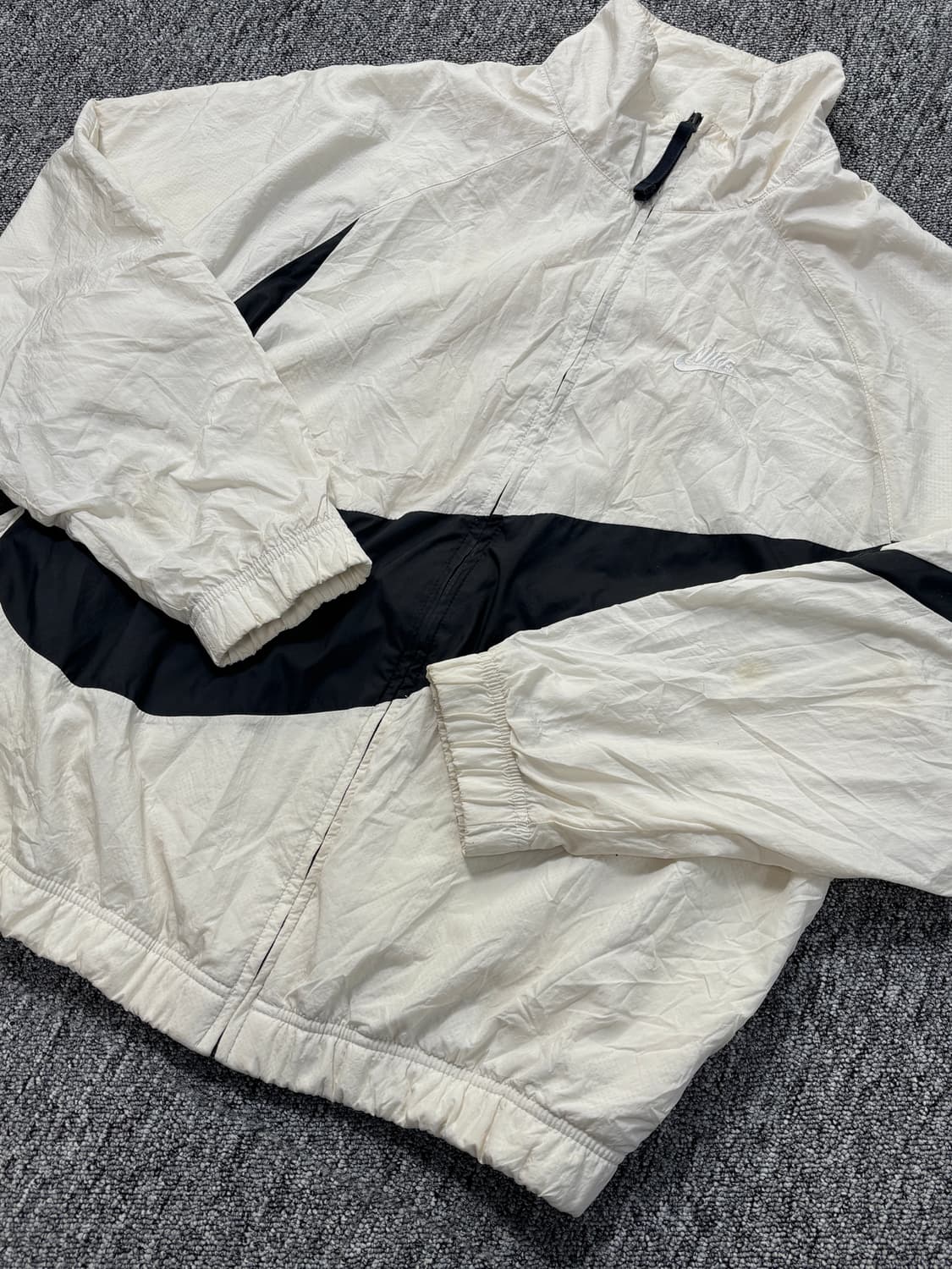 나이키 빅스우시 바람막이 자켓 상품이미지3