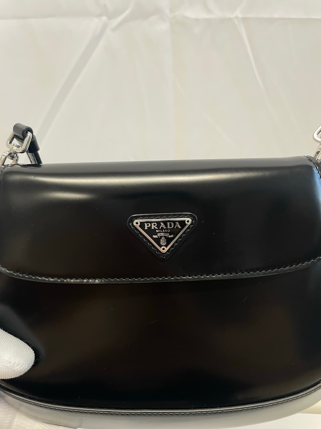 [N] 프라다 클레오 브러쉬드 레더 플랩 숄더 백 [os] 상품이미지3