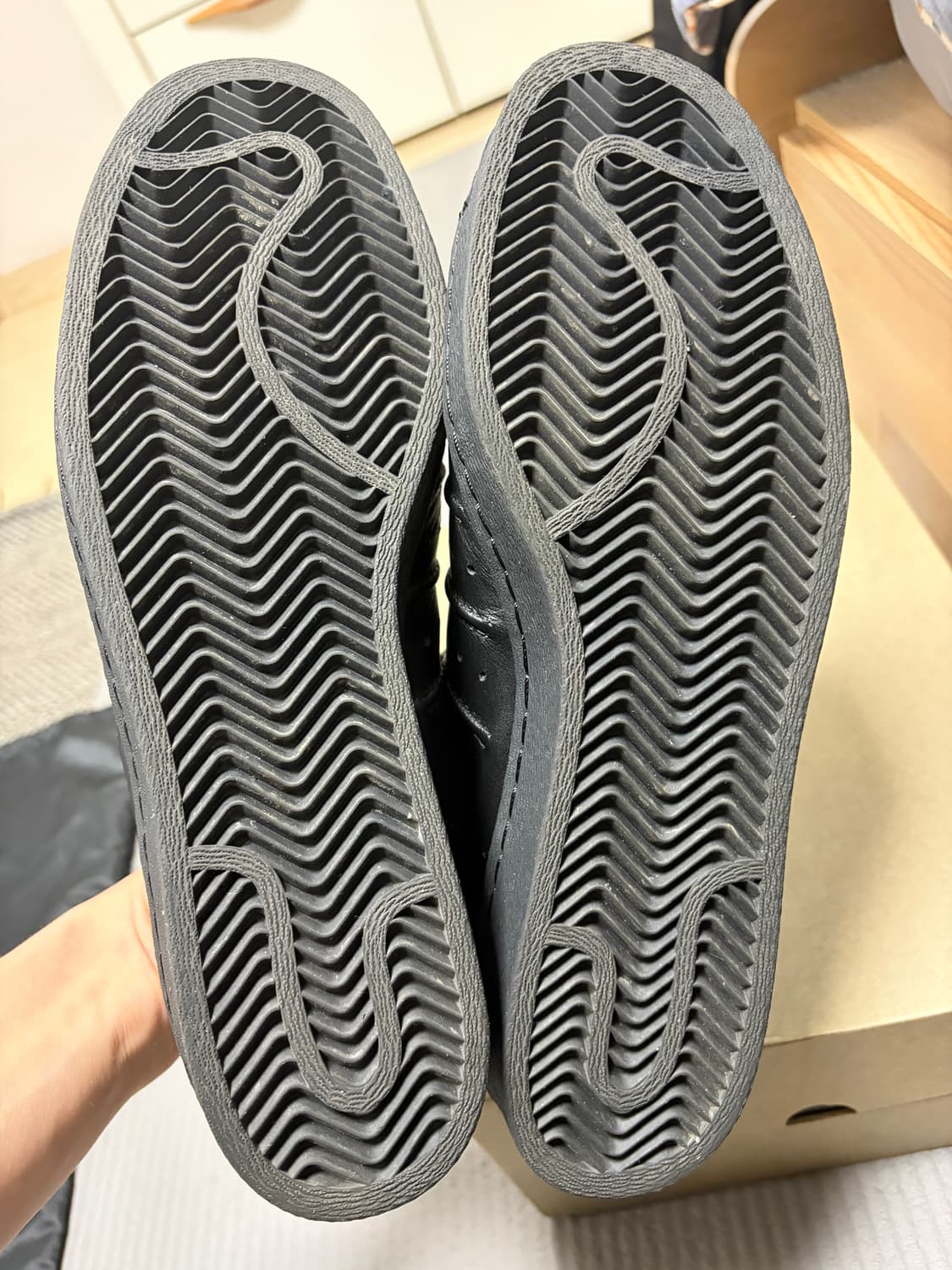 Y-3 슈퍼스타 트리플블랙 275사이즈 (IE3237) 상품이미지5