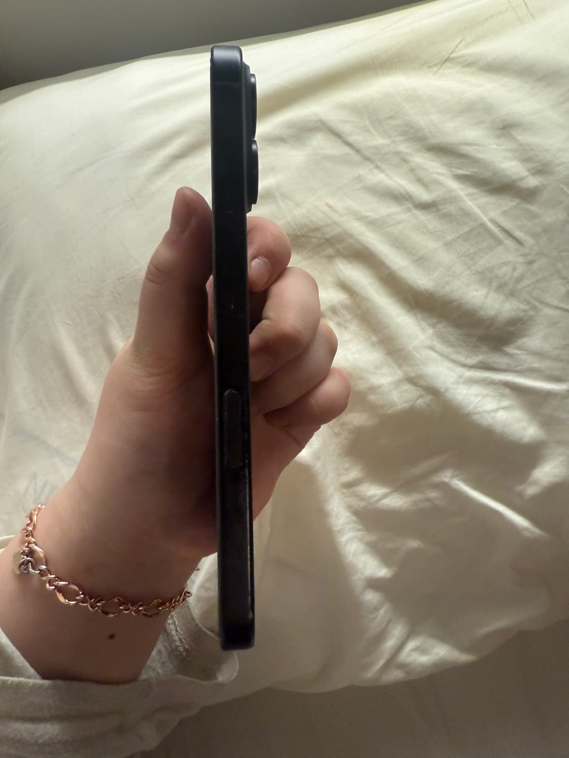 아이폰 16 블랙 128기가 상품이미지3