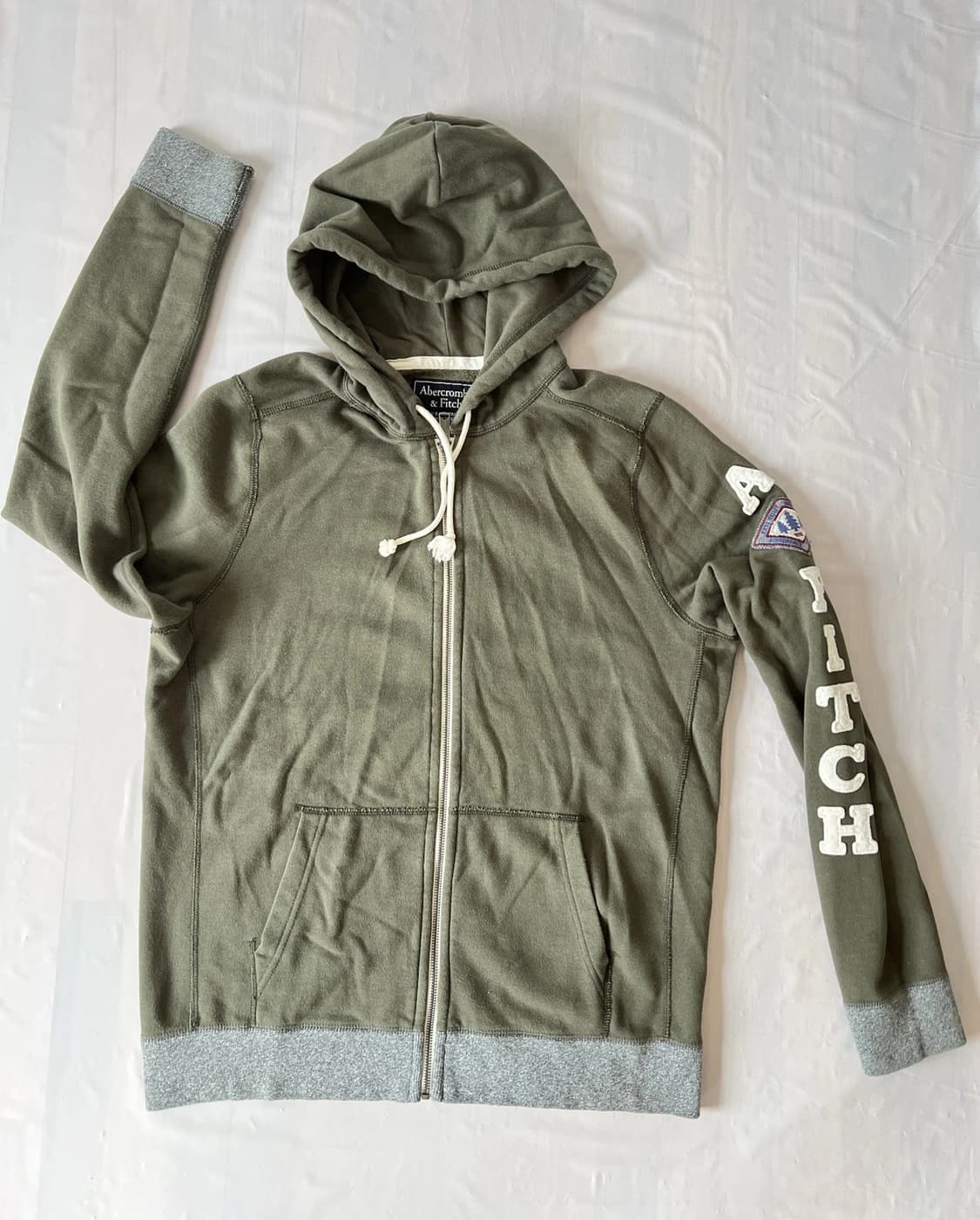 아베크롬비 앤 피치 그래픽 풀집 후드 상품이미지1