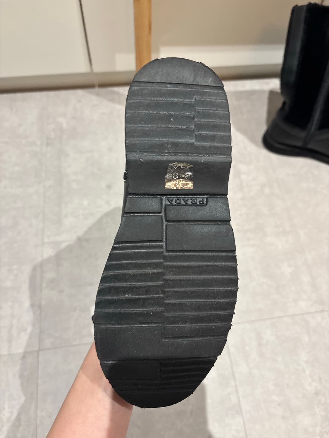 Prada 프라다 시어링 바이커 부츠 상품이미지5