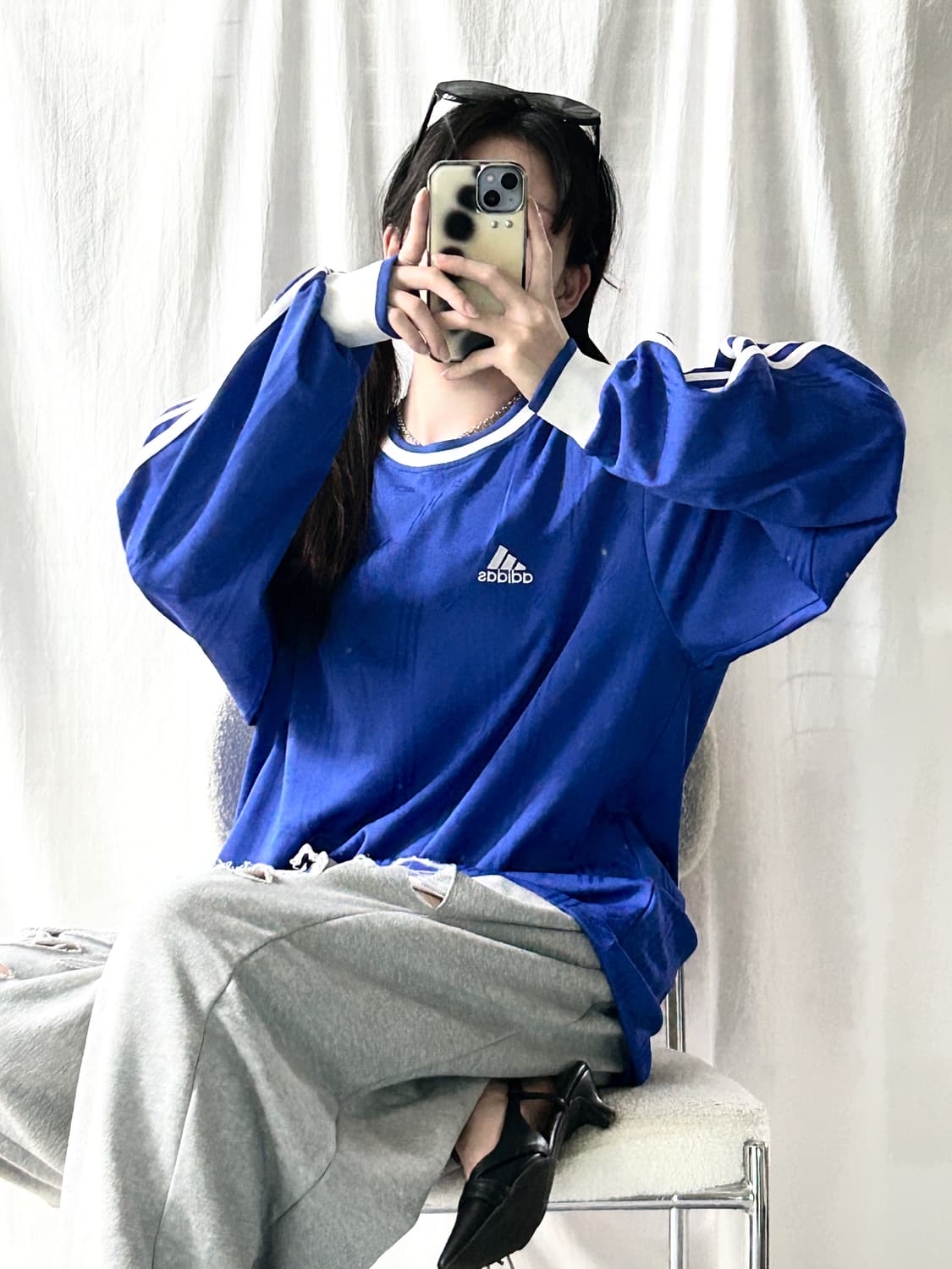 아디다스 90‘s 로고패턴 삼선 롱슬리브 상품이미지3
