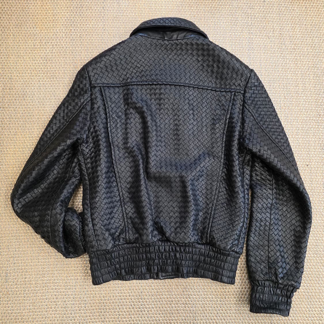 [명작] 보테가베네타 종결템 이탈리안 최고급 나파레더 블루종 인트레치아토 상품이미지5