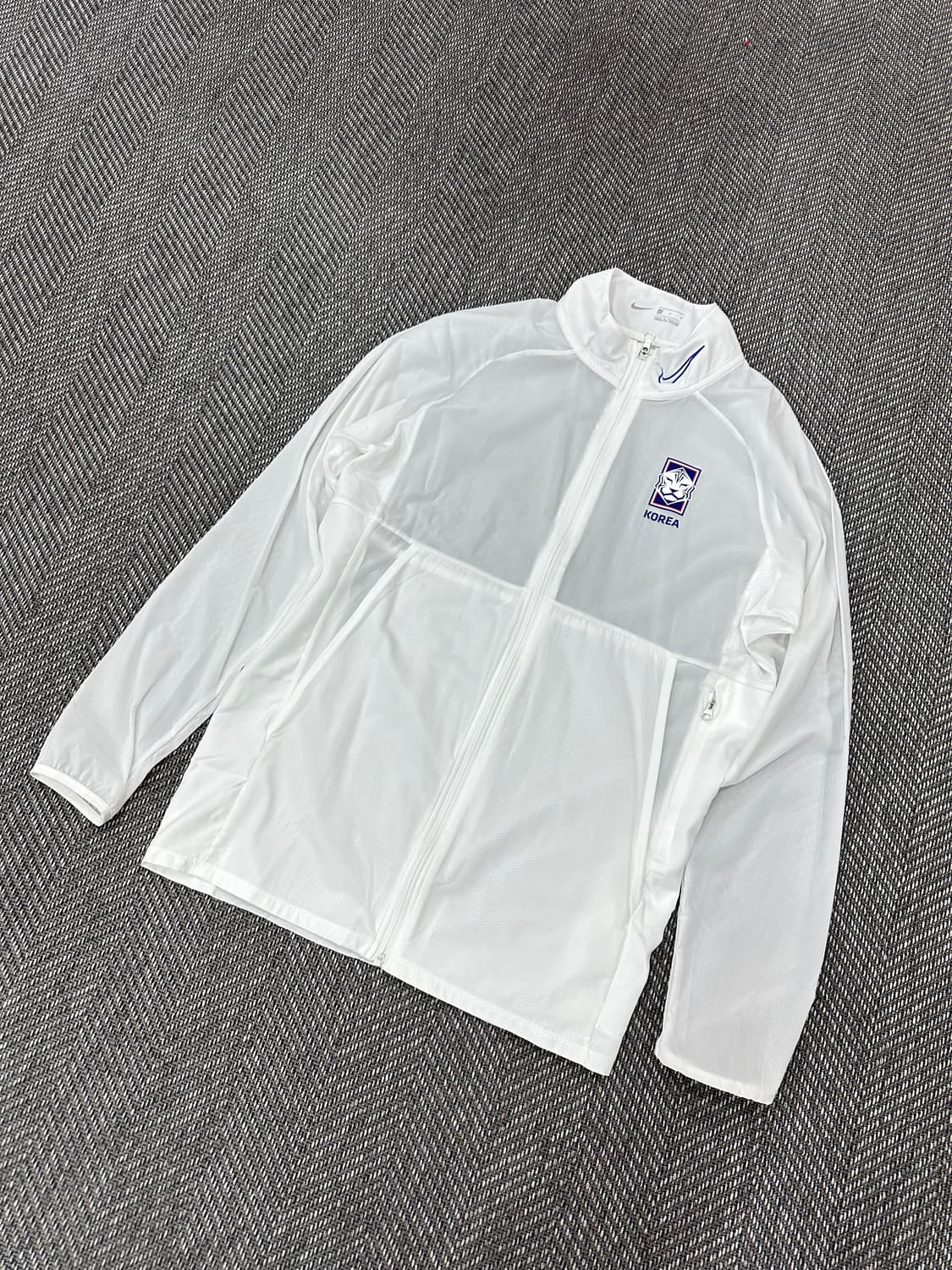 나이키 국대 바람막이 상품이미지1