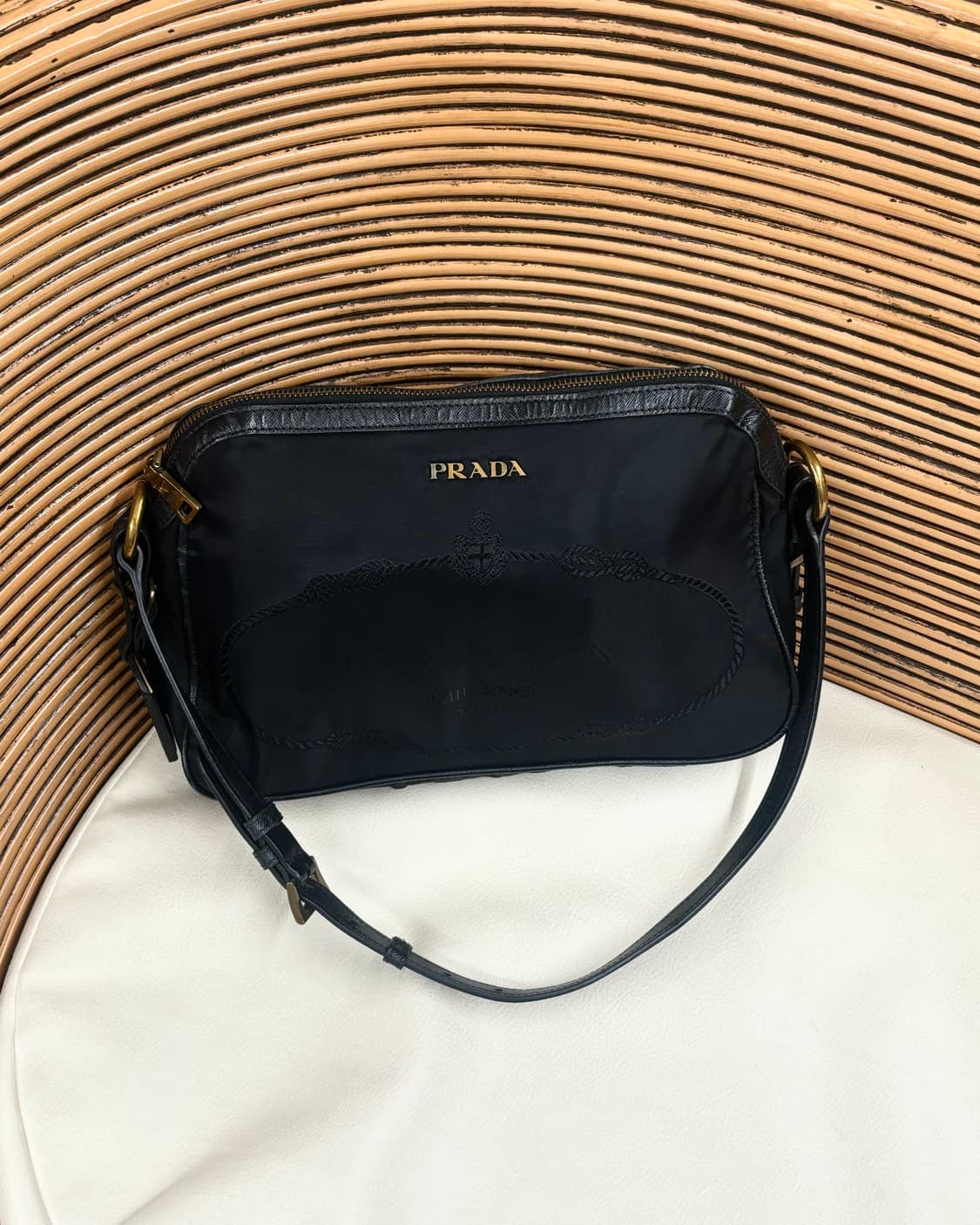 프라다 블랙 나일론 사피아노 가죽 크로스백 상품이미지1