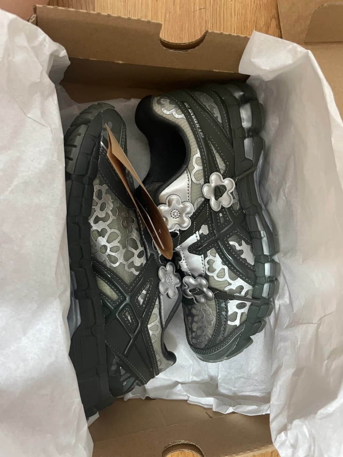 세실리아반센 아식스 올리브 230  상품이미지2