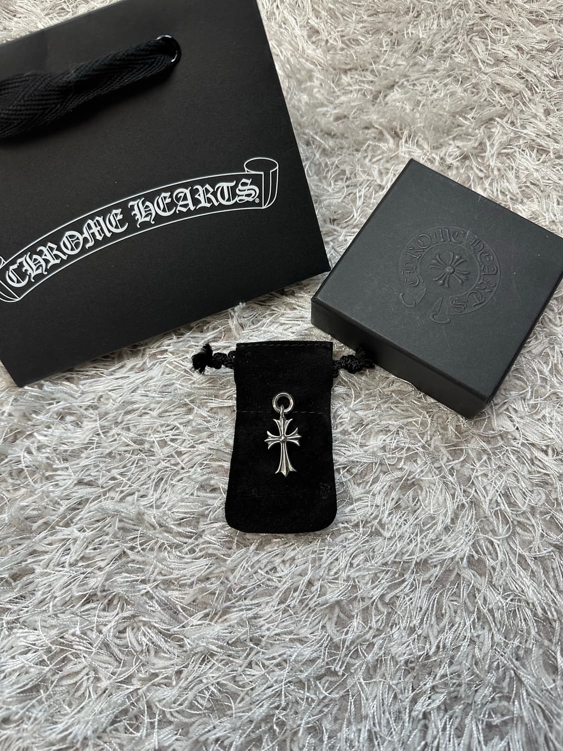 [OS] 정품 크롬하츠 타이니 크로스 상품이미지1