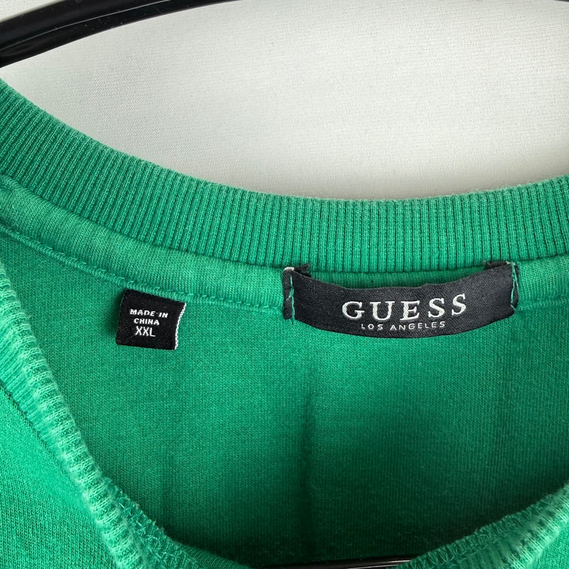(무료배송)2XL) 게스 삼각로고 맨투맨 그린 상품이미지3