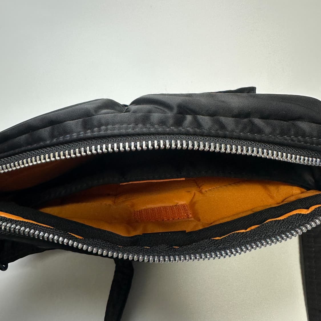 PORTER TANKER SHOULDER BAG 포터 탱커 숄더백 상품이미지9