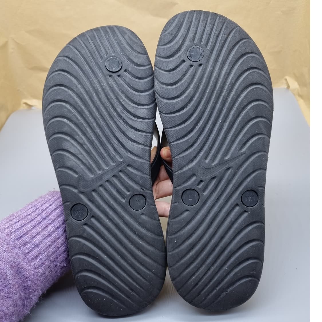 나이키 솔레이텅 남성쪼리 m11 290-295 상품이미지3