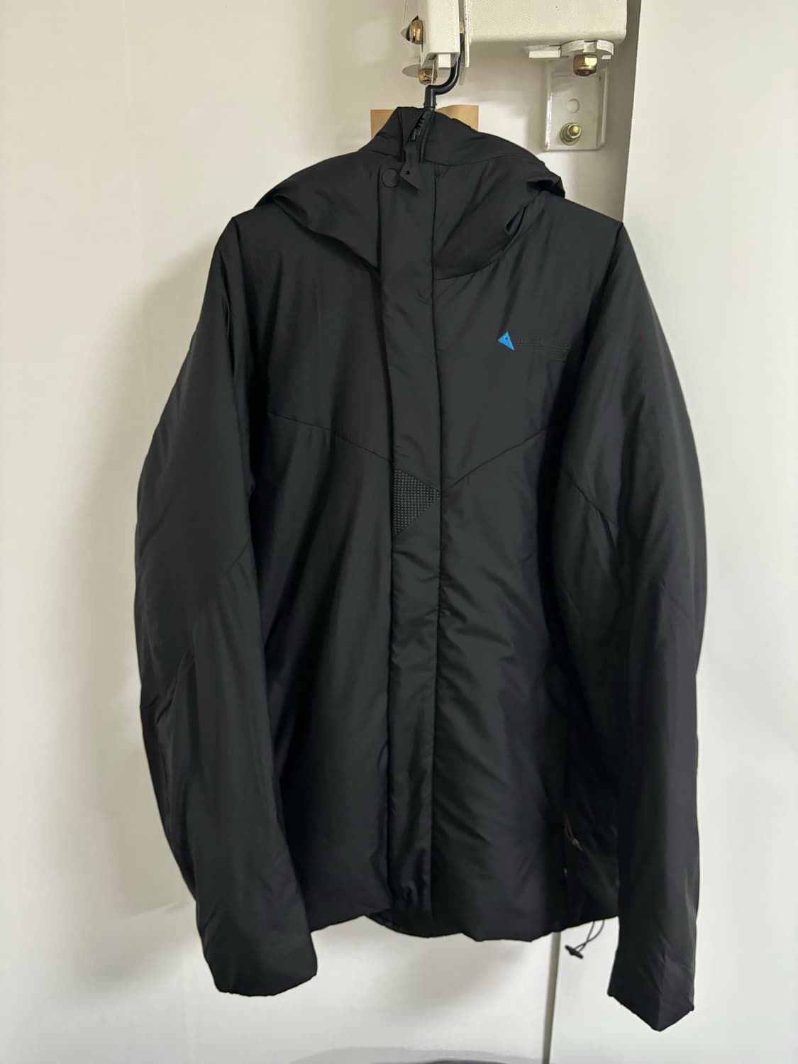 클라터뮤젠 로딘 후드 패딩 상품이미지2