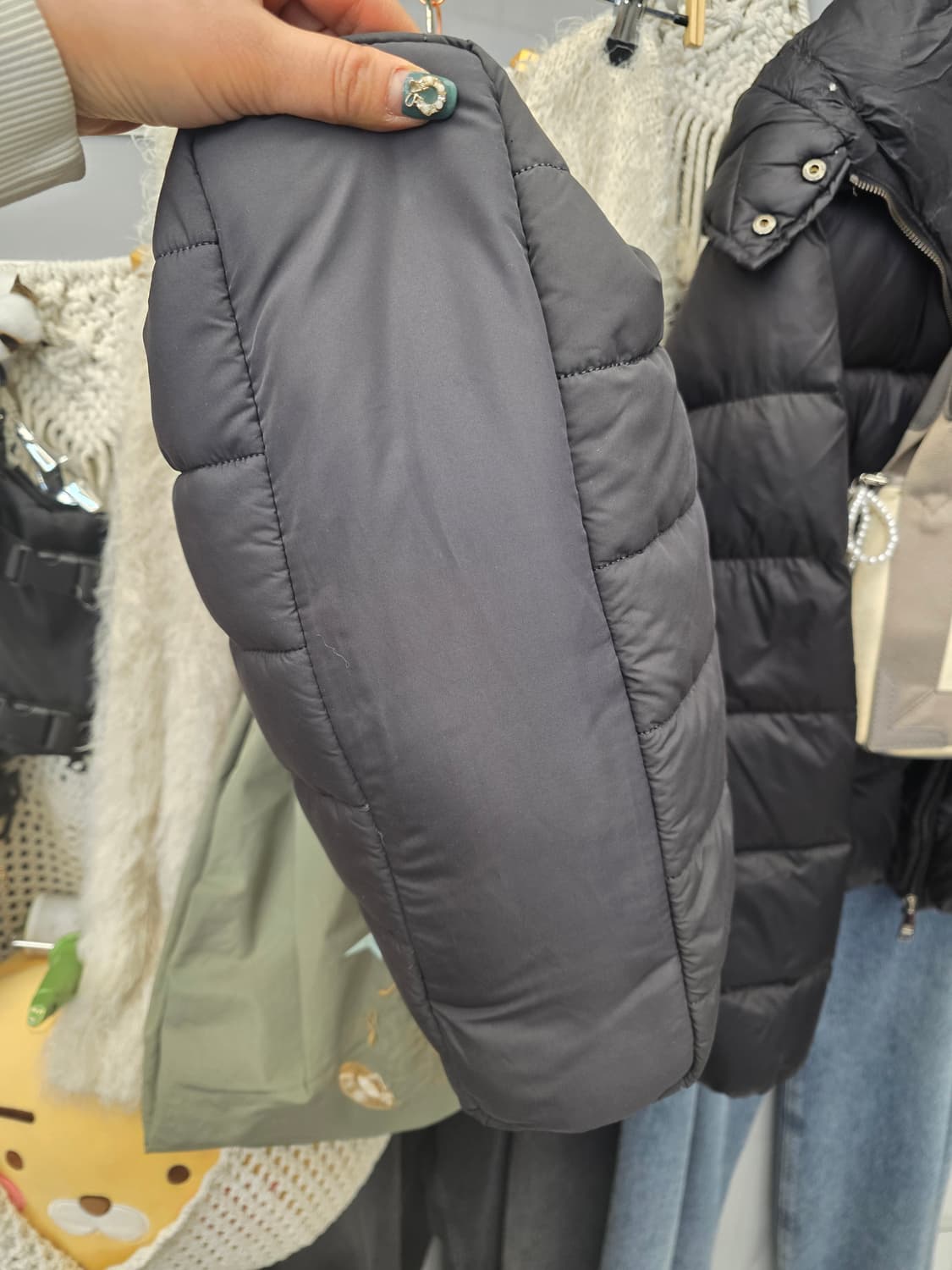 메종키츠네 x 라네즈 패딩백 그레이 상품이미지4