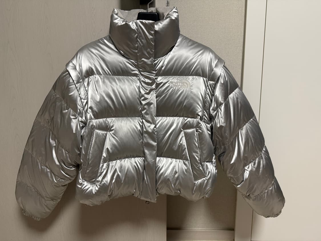 노스페이스 패딩 화이트라벨 글로시 다운자켓 실버 상품이미지9
