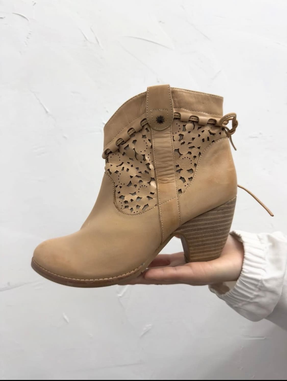 Boots 상품이미지1