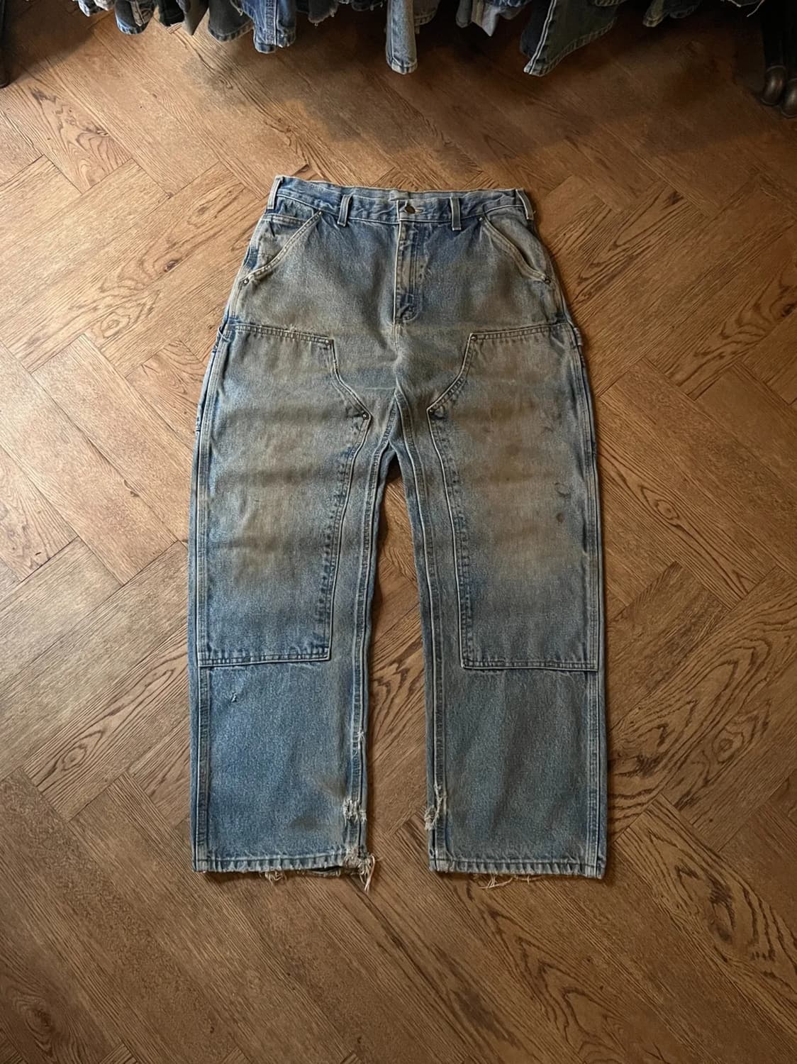 [33]칼하트 USA 데미지드 더티워싱 더블니 워크 데님 팬츠 상품이미지1