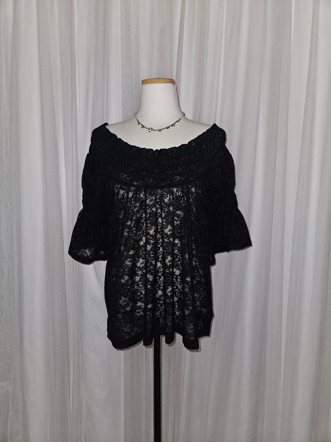 lowrys farm 로리즈팜 고딕 히메 공겜 레이스 오프숄더 블라우스 상품이미지1