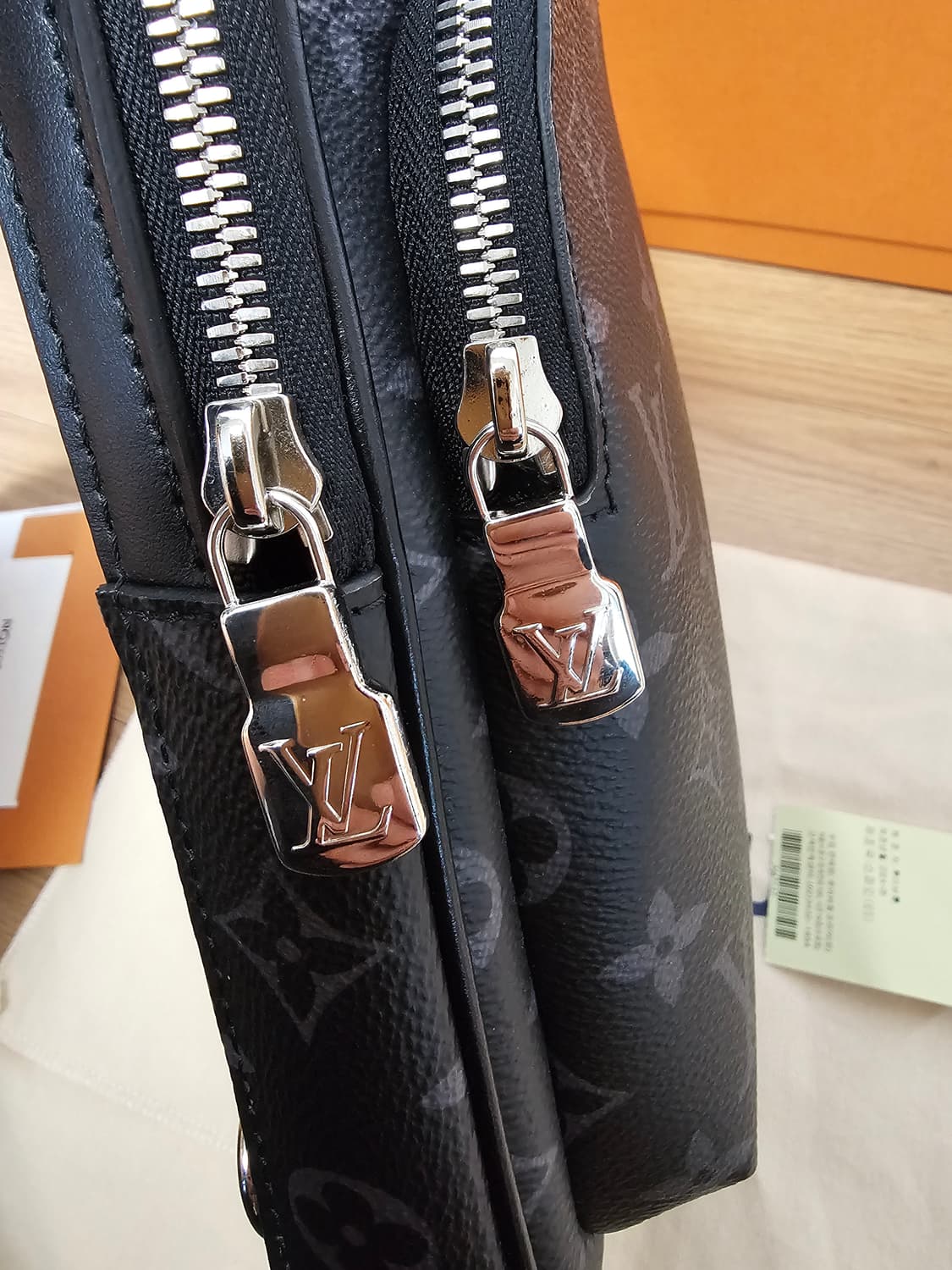 루이비통 이클립스 에비뉴 슬링백PM 신형 상품이미지8