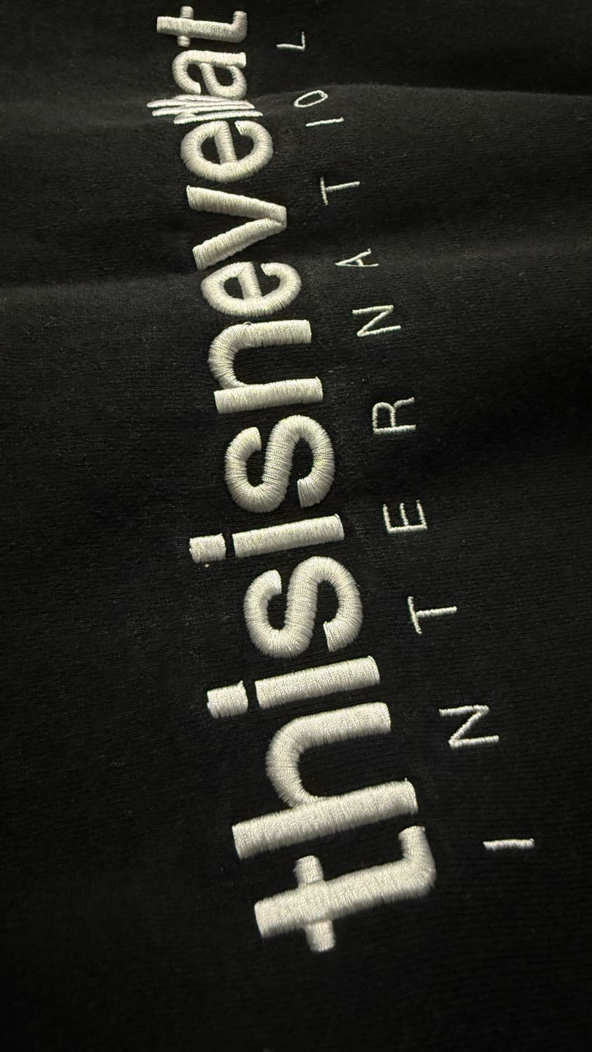 디스이스네버댓 맨투맨 상품이미지5