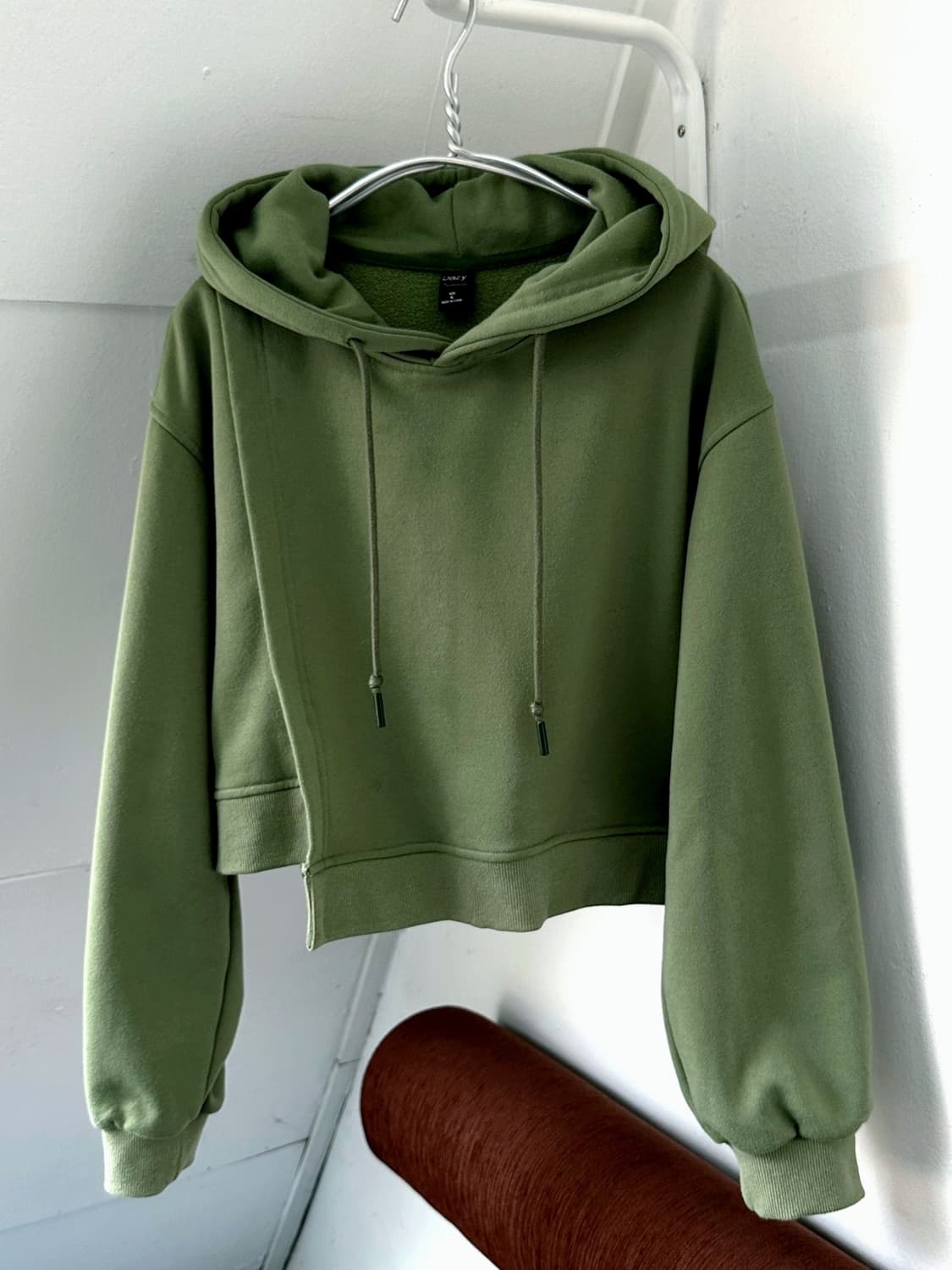 Design panel cropped hood sweat P/O 상품이미지2